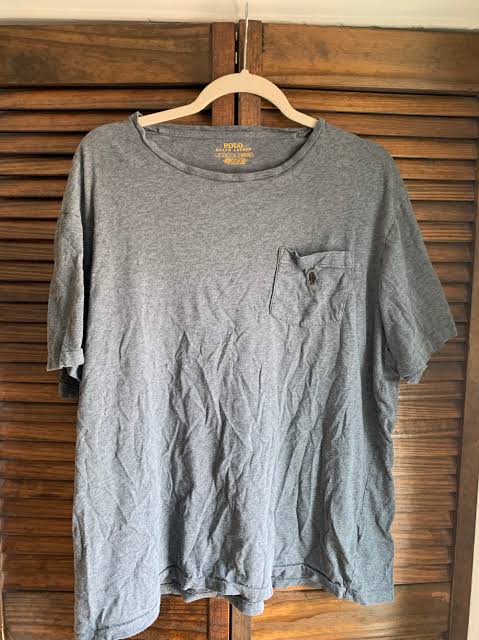 why t-shirt collars become loose